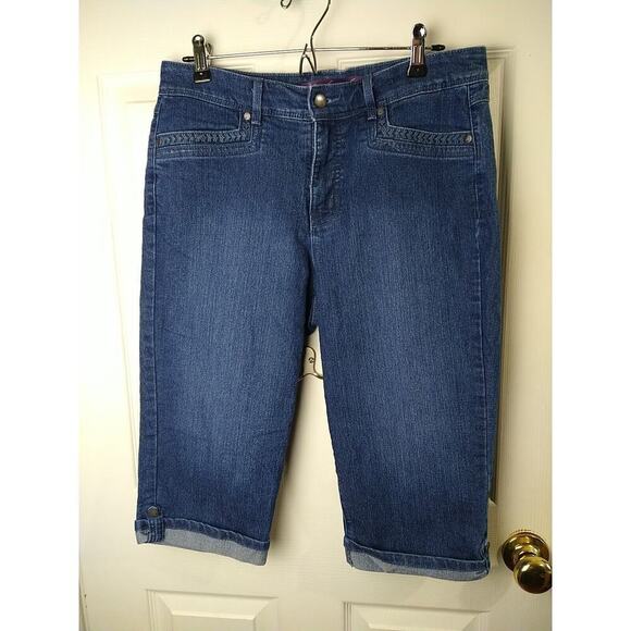 Gloria Vanderbilt Blue Denim Cuff Tab Pocket Capri Jeans. Size 8 - Picture 1 of 9